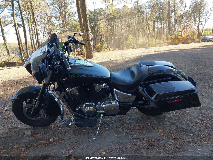 2002 Honda Vtx1800 R VIN: 1HFSC49042A004596 Lot: 43706075