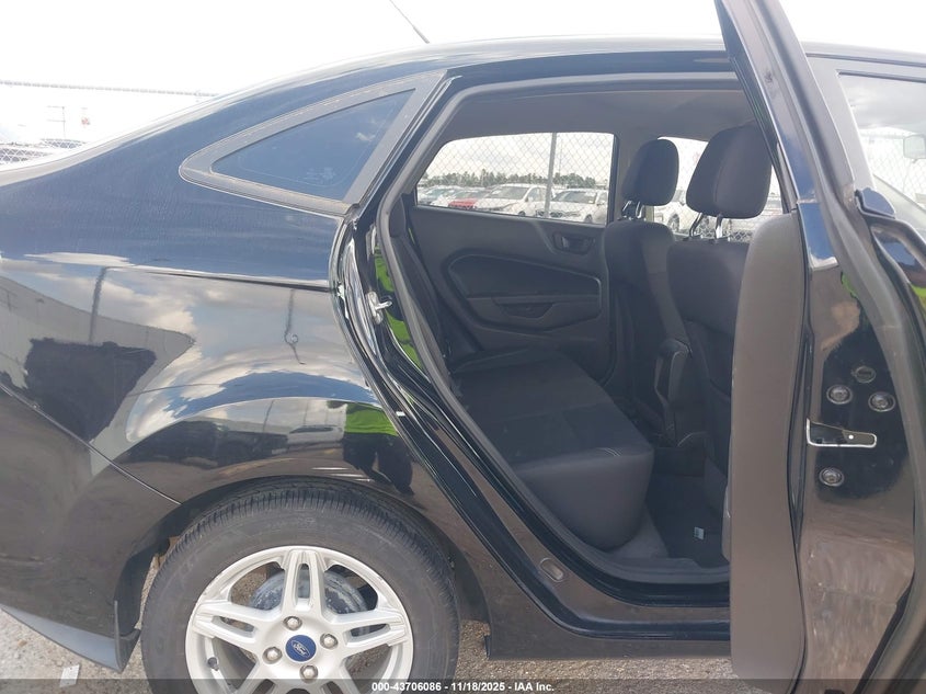 2019 Ford Fiesta Se VIN: 3FADP4BJ0KM153641 Lot: 43706086