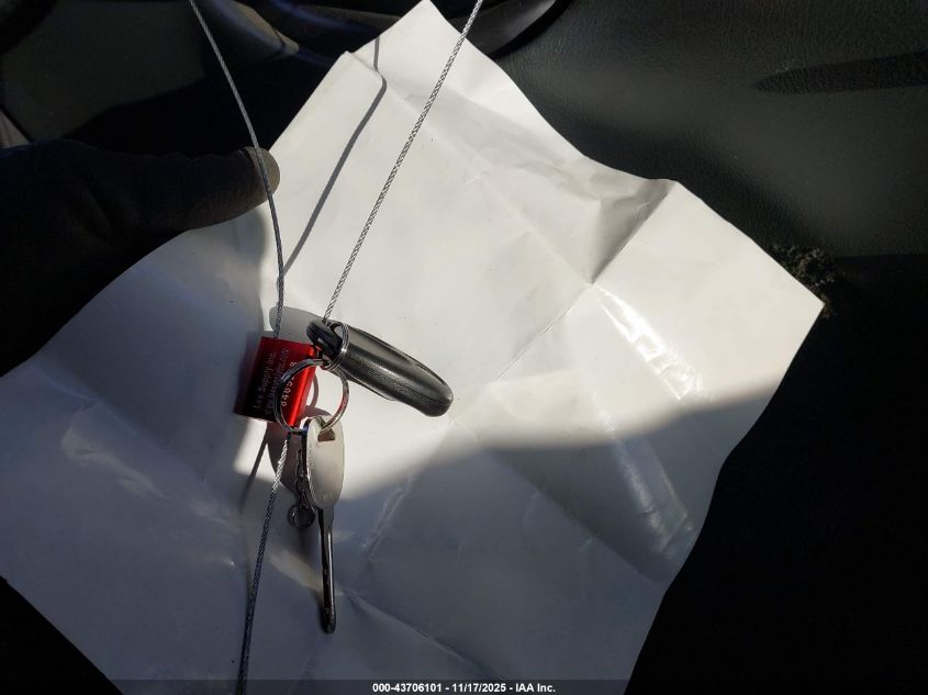 2002 Chevrolet Avalanche 1500 VIN: 3GNEK13TX2G287283 Lot: 43706101