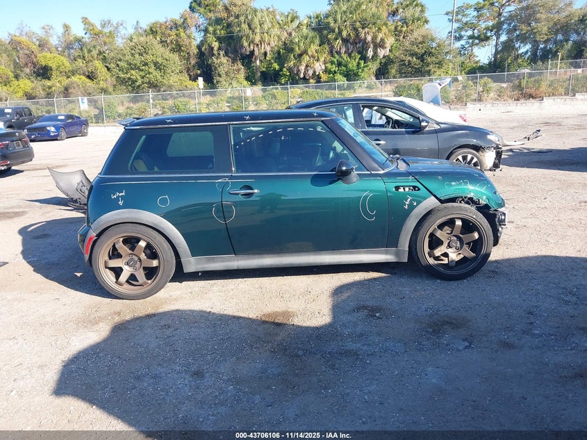 2004 Mini Cooper S VIN: WMWRE33414TD80639 Lot: 43706106