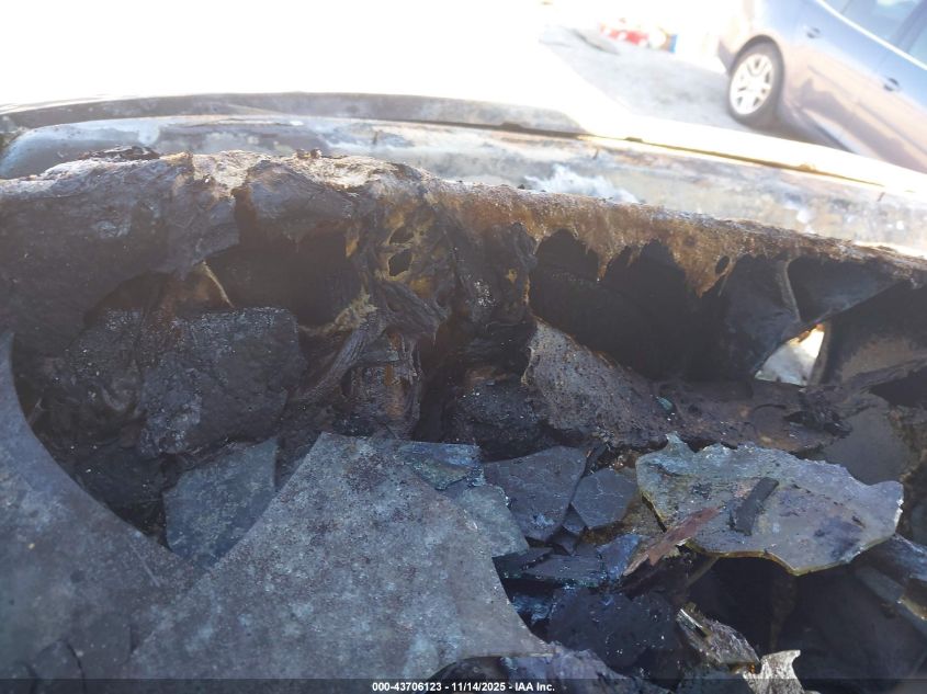 1998 GMC Savana Rv VIN: 1GDFG15RXW1009080 Lot: 43706123