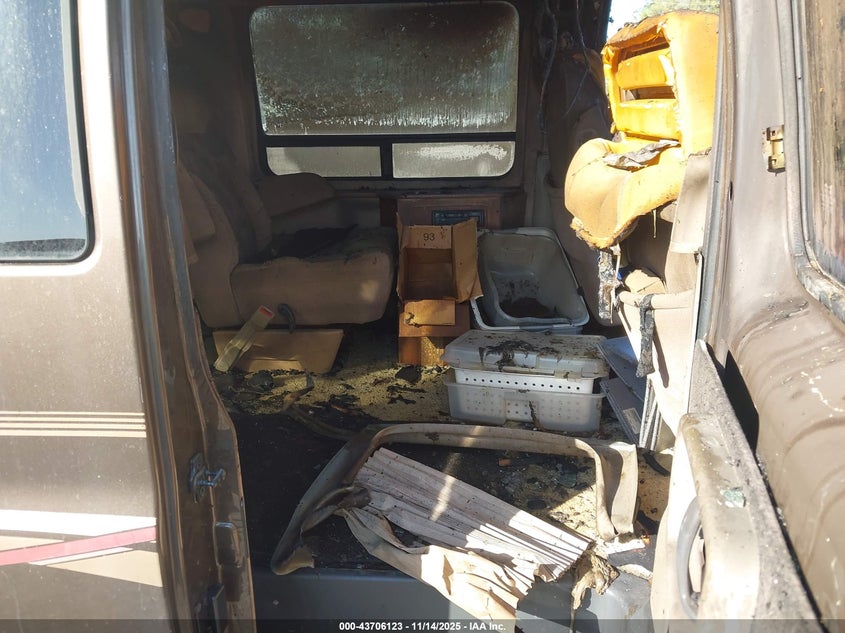 1998 GMC Savana Rv VIN: 1GDFG15RXW1009080 Lot: 43706123