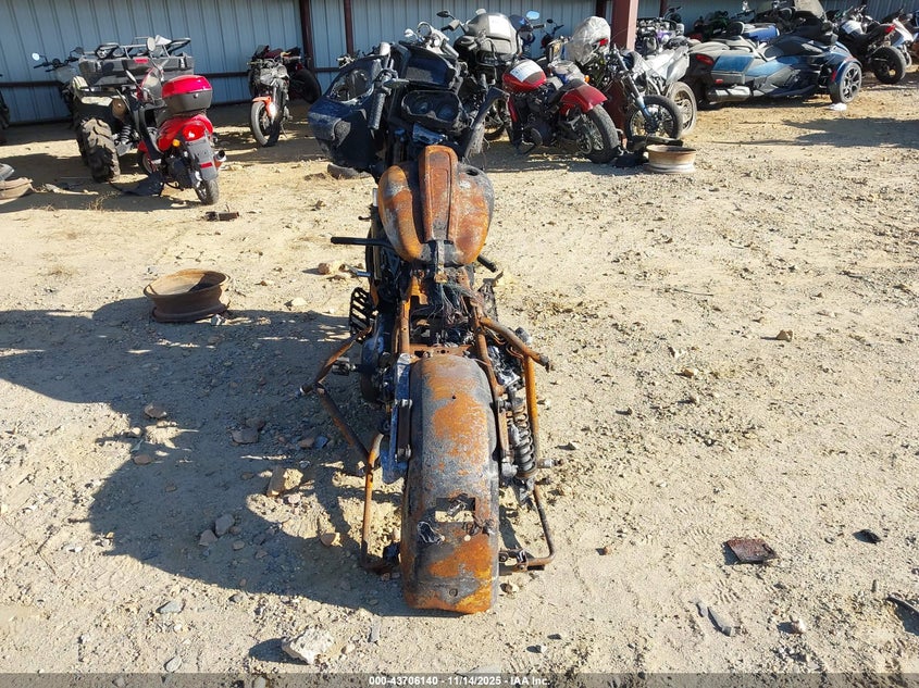 2023 Harley-Davidson Fltrxst VIN: 1HD1ACL13PB612701 Lot: 43706140