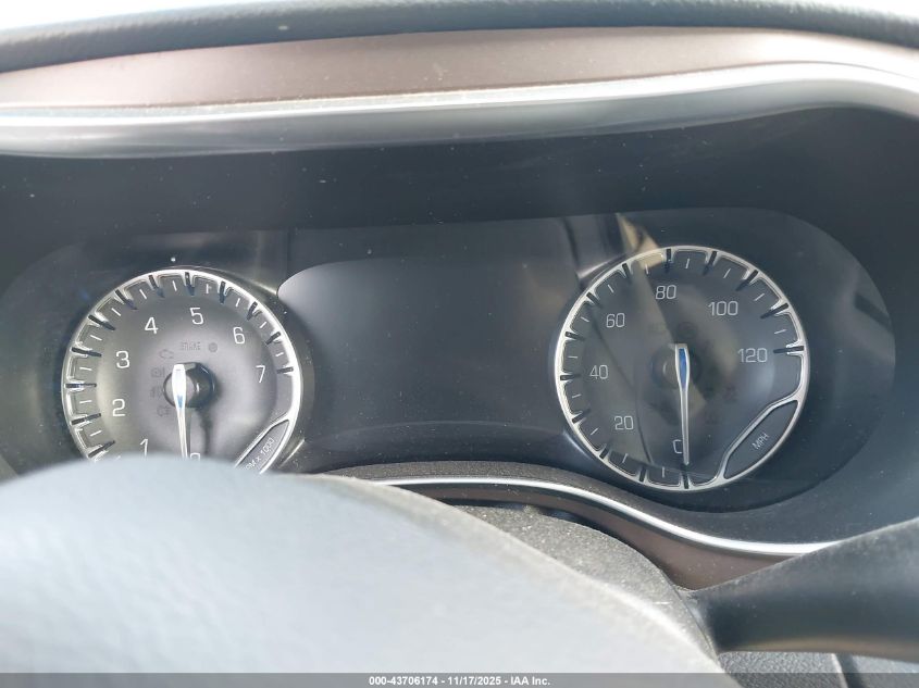 2017 Chrysler Pacifica Touring-L Plus VIN: 2C4RC1EG8HR527800 Lot: 43706174