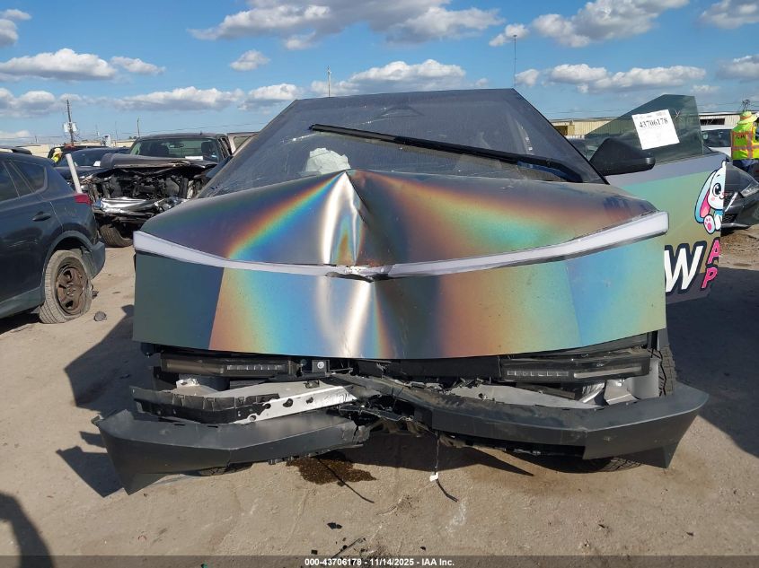 2025 Tesla Cybertruck All-Wheel Drive VIN: 7G2CEHED0SA076924 Lot: 43706178