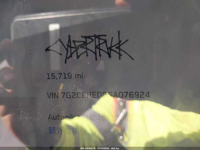 2025 Tesla Cybertruck All-Wheel Drive VIN: 7G2CEHED0SA076924 Lot: 43706178