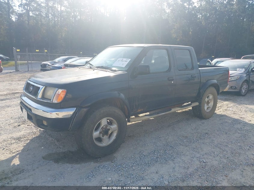 1N6ED27Y8YC302838 2000 NISSAN NAVARA (FRONTIER) photo no. 2