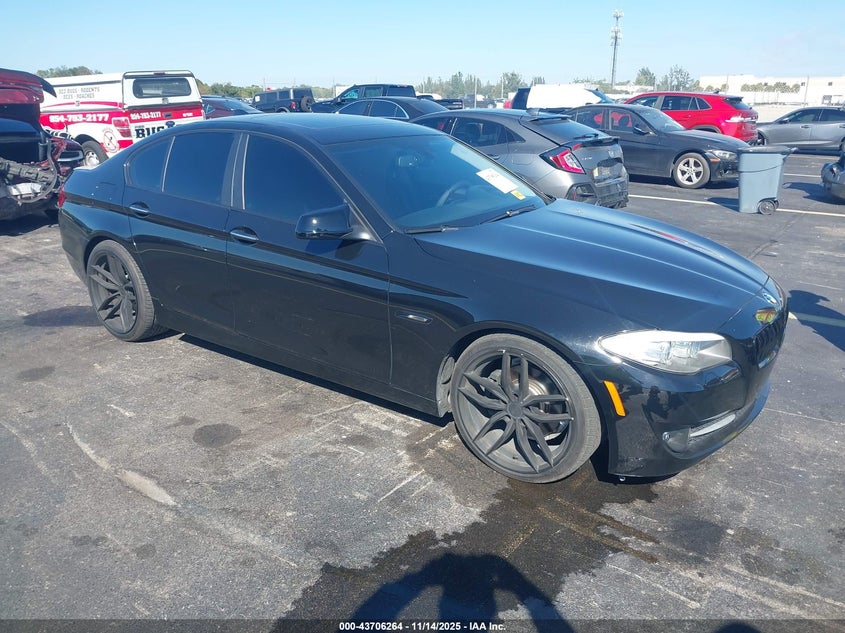2013 BMW 528I VIN: WBAXG5C53DD232084 Lot: 43706264