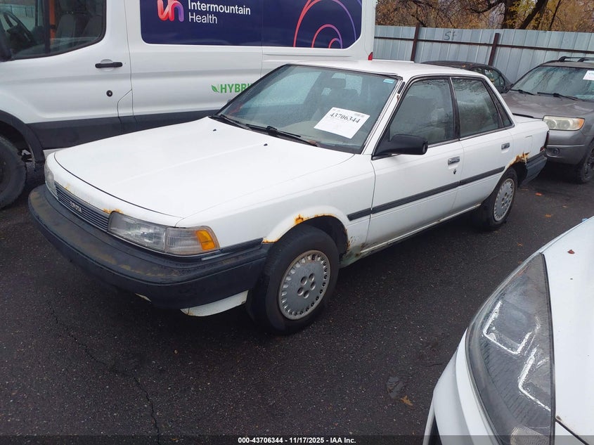 4T1SV21E7LU171756 1990 TOYOTA CAMRY photo no. 2