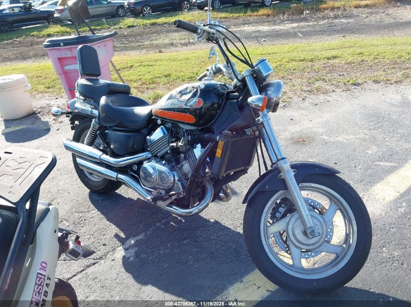 JH2RC4335XM400531 1999 HONDA VF photo no. 1