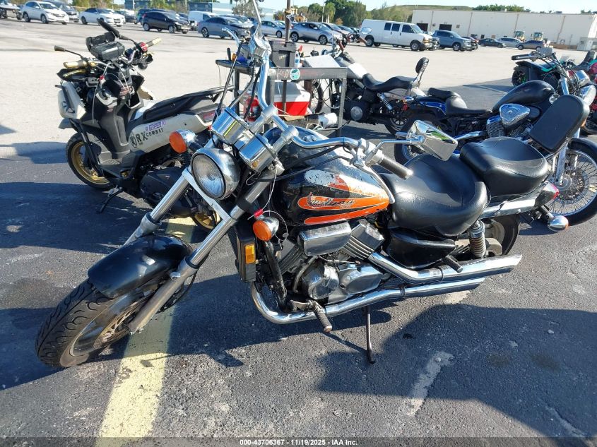 JH2RC4335XM400531 1999 HONDA VF photo no. 2