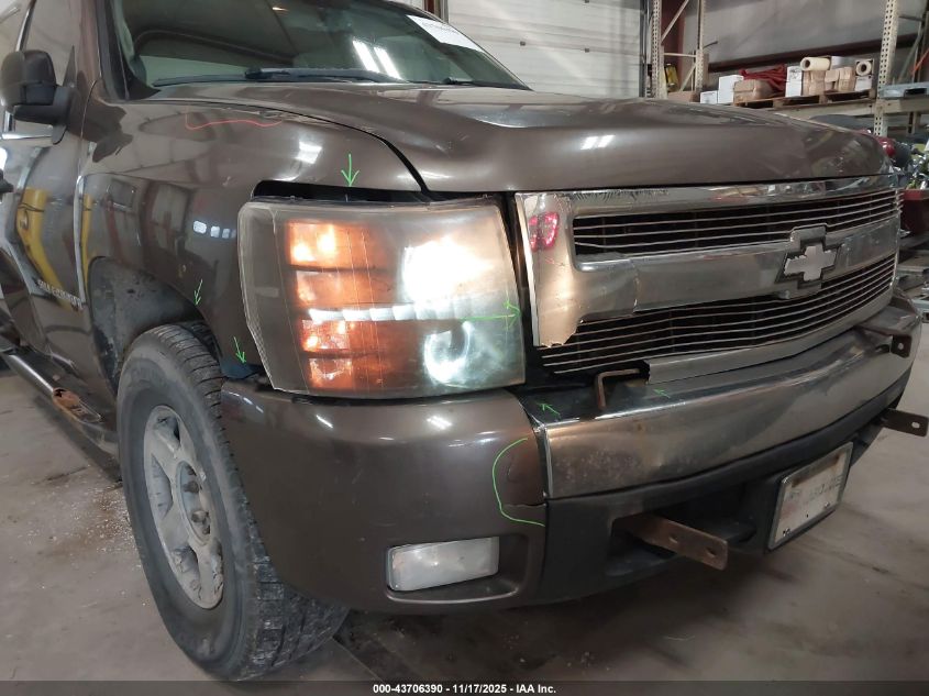 2007 Chevrolet Silverado 1500 Lt2 VIN: 2GCEK13M971657981 Lot: 43706390