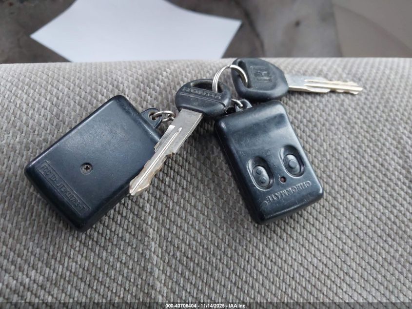 1995 Honda Accord Ex VIN: 1HGCD5652SA105431 Lot: 43706404