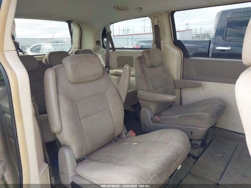 2008 Chrysler Town & Country Lx VIN: 2A8HR44H88R625630 Lot: 43706429