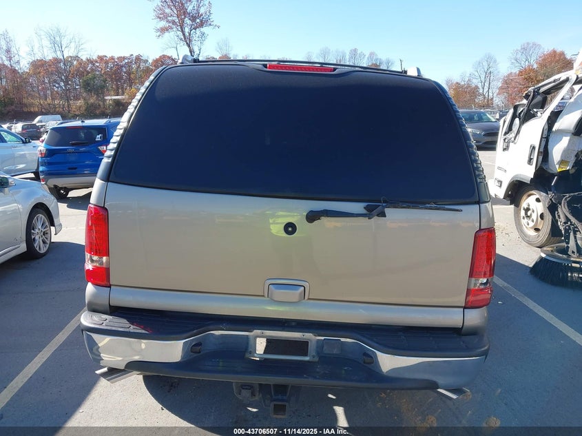 2002 Chevrolet Tahoe Lt VIN: 1GNEC13Z42R243992 Lot: 43706507