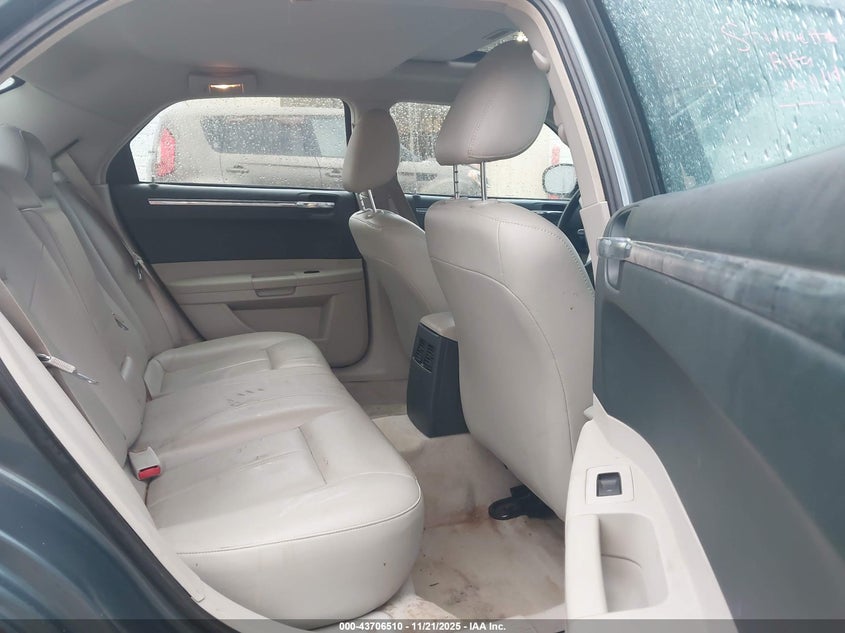 2005 Chrysler 300 Touring VIN: 2C3JA53GX5H145786 Lot: 43706510