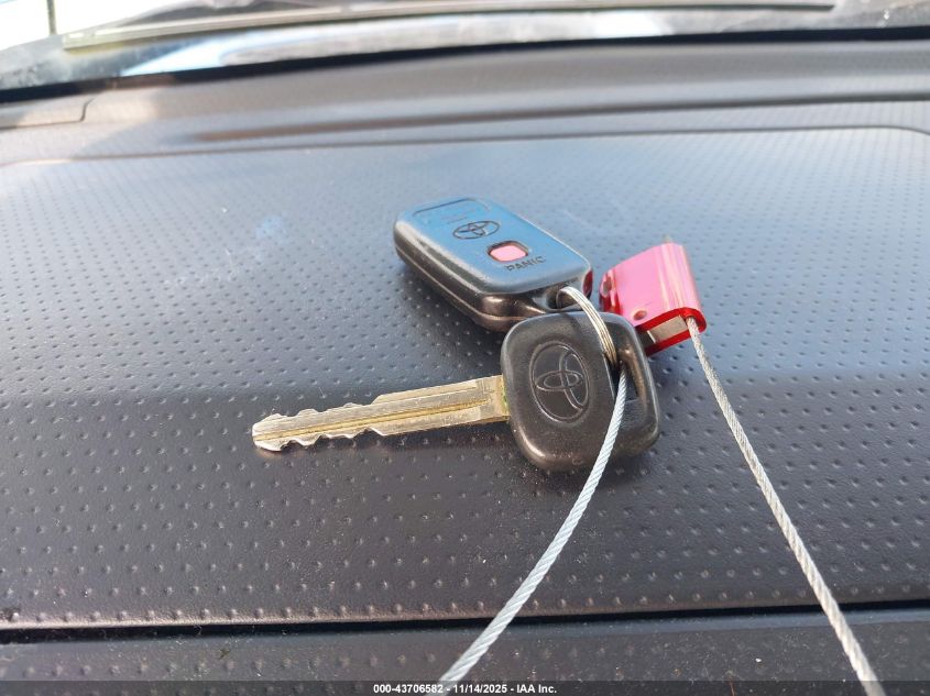 2007 Toyota Fj Cruiser VIN: JTEBU11F370042142 Lot: 43706582