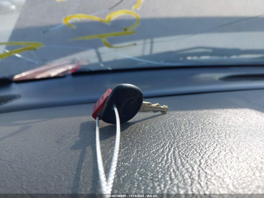 2005 GMC Envoy Slt VIN: 1GKDT13S652268059 Lot: 43706595