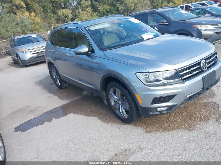 VOLKSWAGEN TIGUAN 2.0T SE/2.0T SE R-LINE BLACK/2.0T SEL