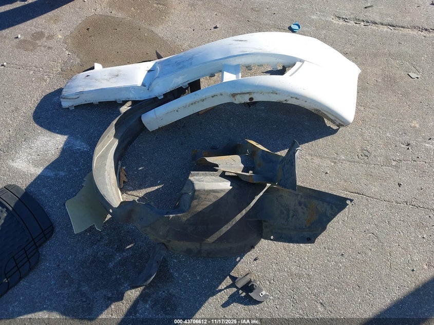 2004 Saturn Ion 3 VIN: 1G8AW12F14Z187321 Lot: 43706612