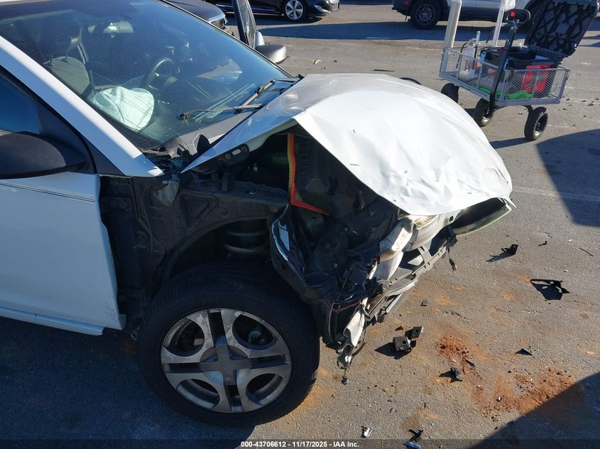 2004 Saturn Ion 3 VIN: 1G8AW12F14Z187321 Lot: 43706612