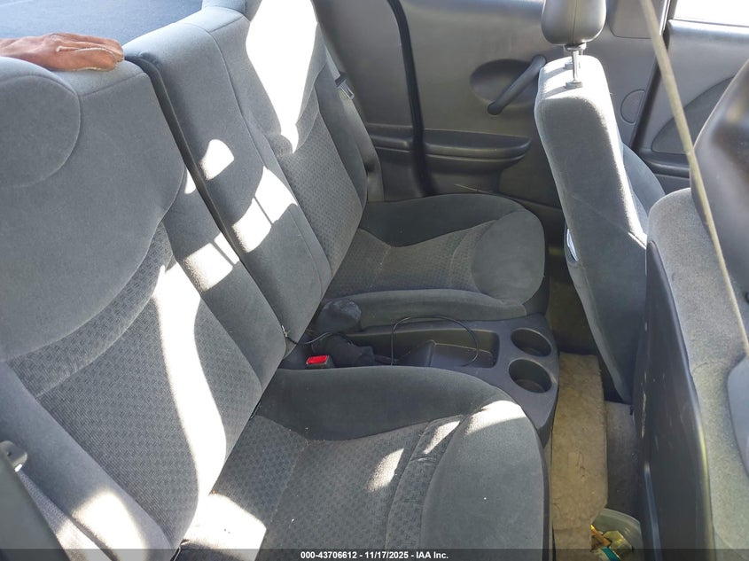 2004 Saturn Ion 3 VIN: 1G8AW12F14Z187321 Lot: 43706612