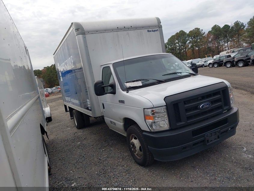 2021 FORD E-350 CUTAWAY (VIN: 1FDWE3FN3MDC19741)