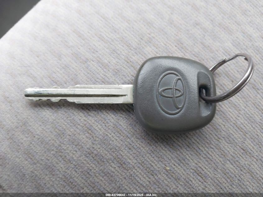 2006 Toyota Corolla Le VIN: 1NXBR32E56Z607114 Lot: 43706643