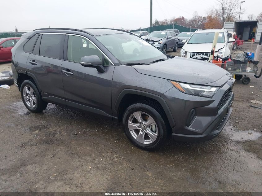 TOYOTA RAV4 HYBRID XLE