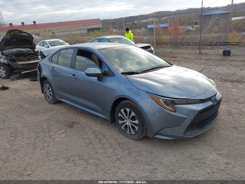 2022 TOYOTA COROLLA HYBRID LE - JTDEAMDE7NJ059452
