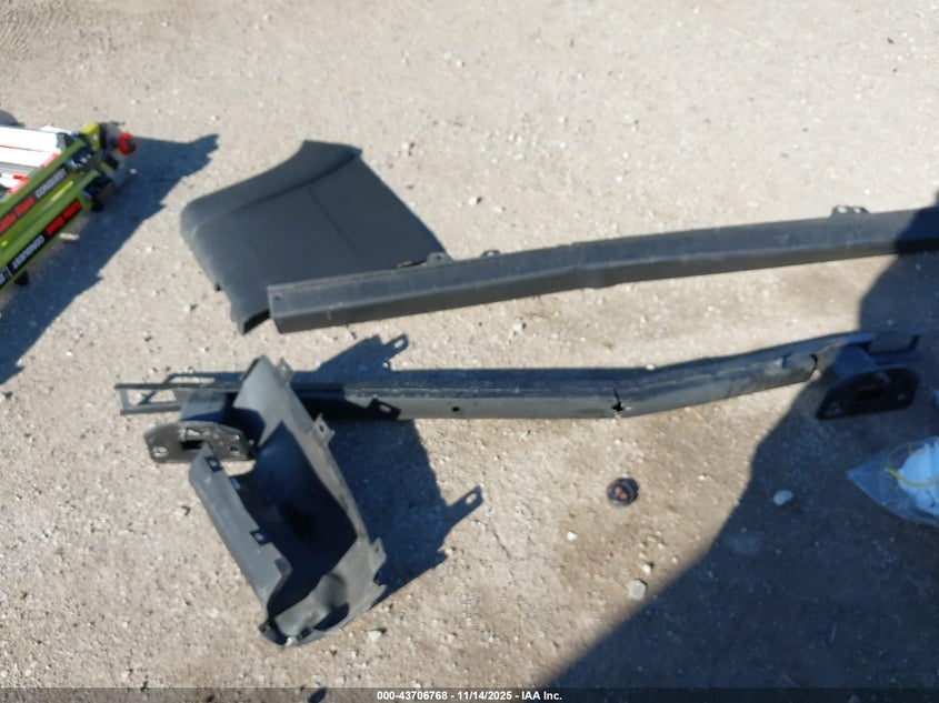 2021 Ram Promaster 1500 High Roof 136 Wb VIN: 3C6LRVBGXME553365 Lot: 43706768