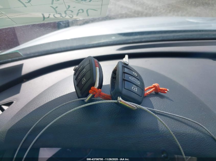 2017 Audi Q3 2.0T Premium VIN: WA1JCCFSXHR006573 Lot: 43706795