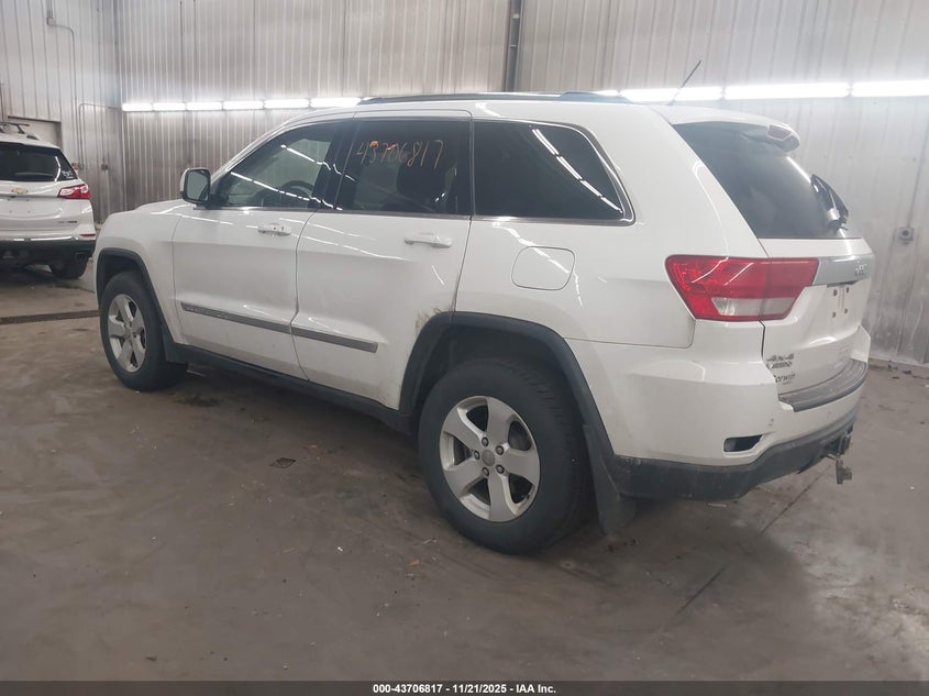 1C4RJFAG6DC557924 2013 JEEP GRAND CHEROKEE photo no. 3