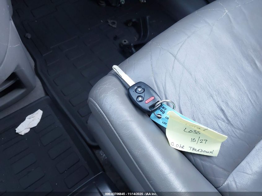 2007 Honda Cr-V Ex-L VIN: JHLRE38727C052172 Lot: 43706845