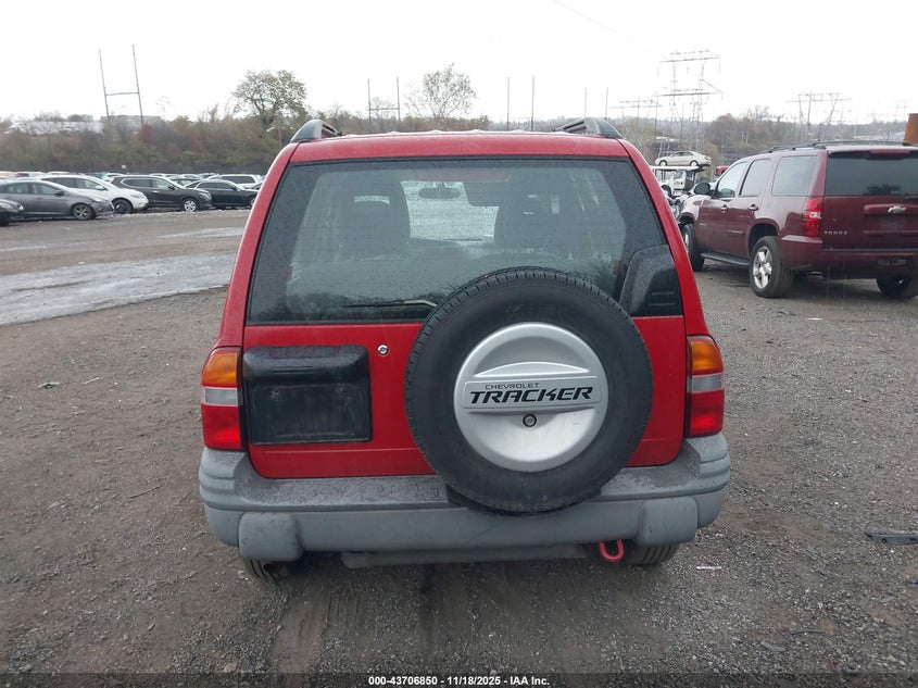 2CNBJ13C736938103 2003 CHEVROLET TRACKER photo no. 17