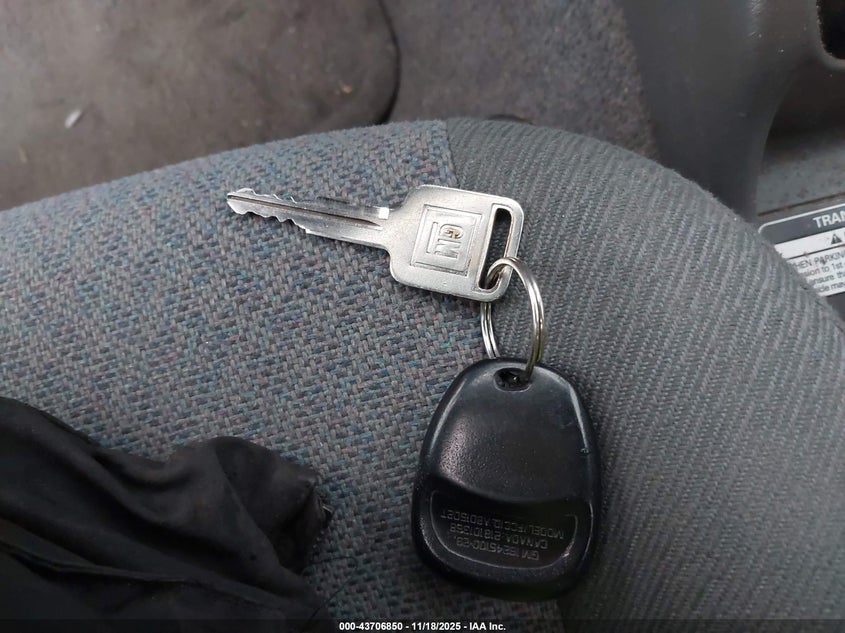 2CNBJ13C736938103 2003 CHEVROLET TRACKER photo no. 11