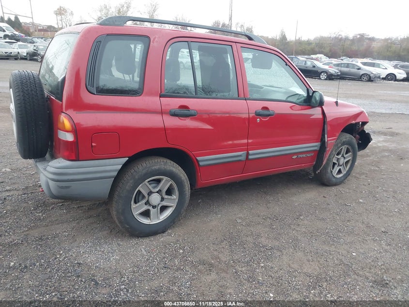 2CNBJ13C736938103 2003 CHEVROLET TRACKER photo no. 4