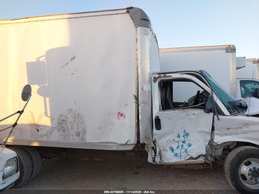 2009 Chevrolet Express Cutaway Work Van VIN: 1GBJG31KX91104492 Lot: 43706889