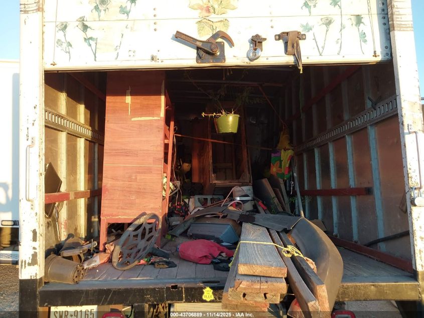 2009 Chevrolet Express Cutaway Work Van VIN: 1GBJG31KX91104492 Lot: 43706889