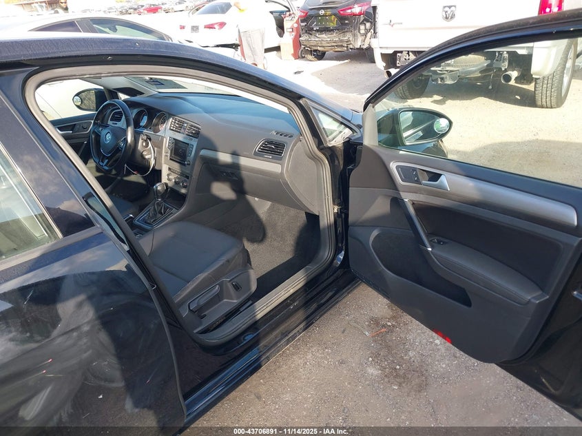 2015 VOLKSWAGEN GOLF TSI SE 4-DOOR - 3VW217AU0FM025385