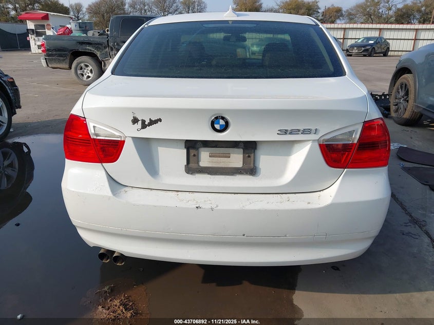 2008 BMW 328I VIN: WBAVA33508K053581 Lot: 43706892