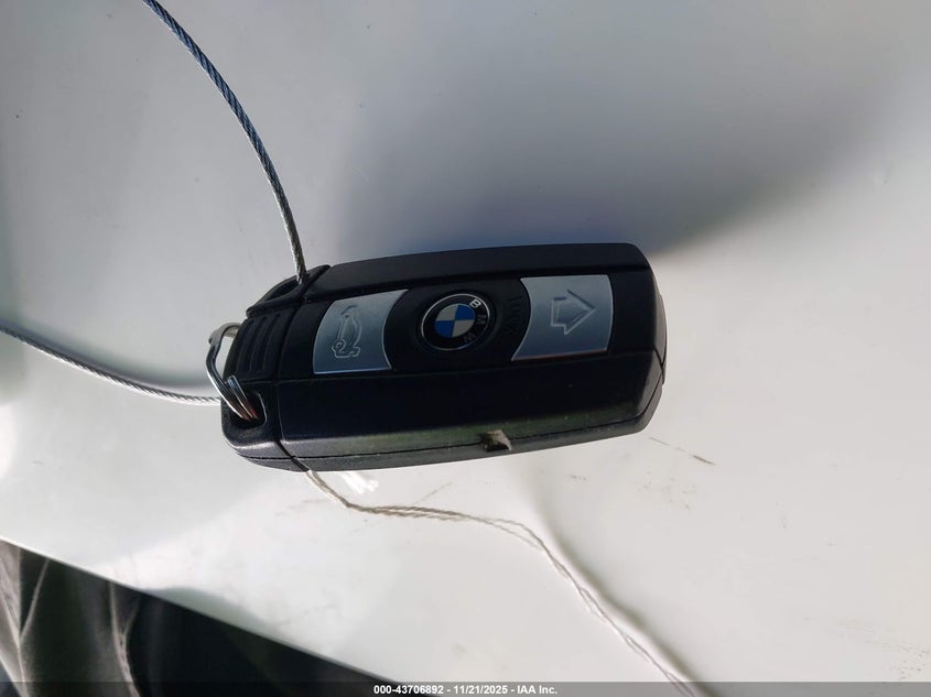 2008 BMW 328I VIN: WBAVA33508K053581 Lot: 43706892