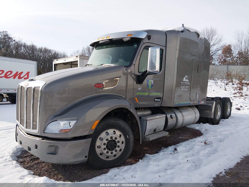 2015 Peterbilt 579