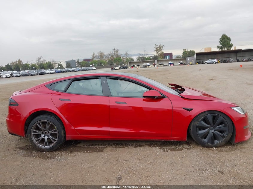 2022 Tesla Model S Dual Motor All-Wheel Drive VIN: 5YJSA1E53NF493553 Lot: 43706959