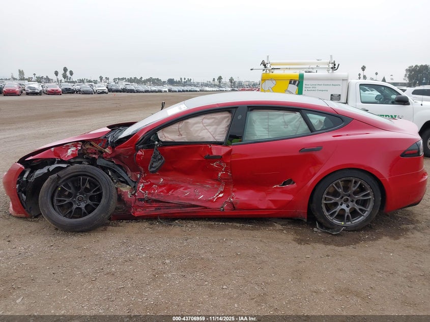 2022 Tesla Model S Dual Motor All-Wheel Drive VIN: 5YJSA1E53NF493553 Lot: 43706959