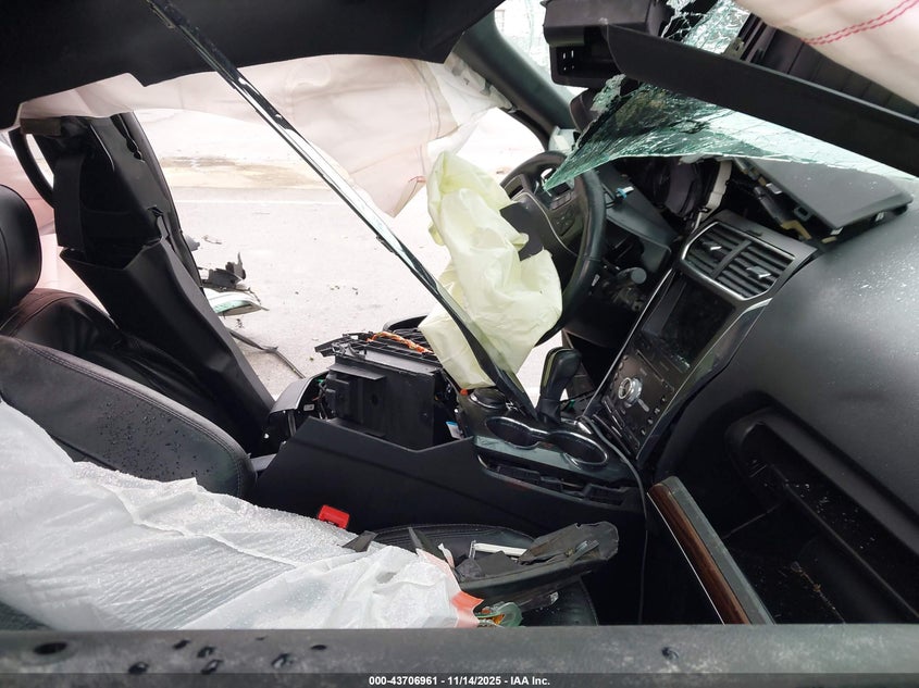 2018 FORD EXPLORER auction photo 5