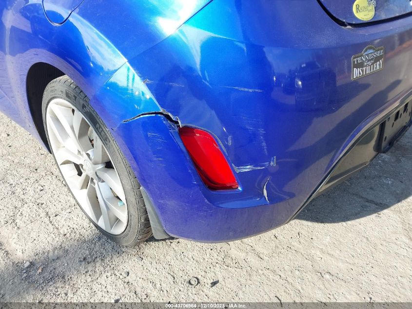 2012 Hyundai Veloster Base W/Black VIN: KMHTC6AD5CU044318 Lot: 43706964