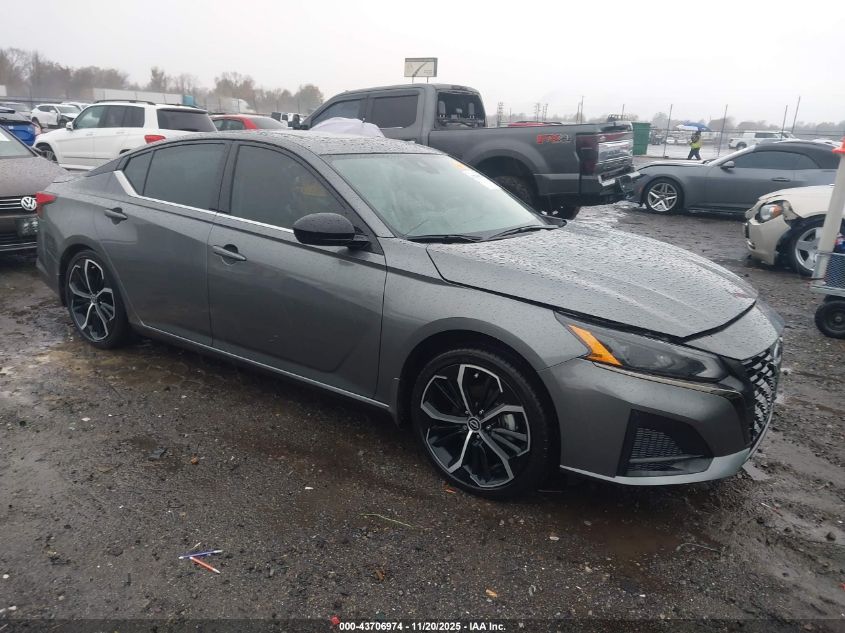 NISSAN ALTIMA SR FWD