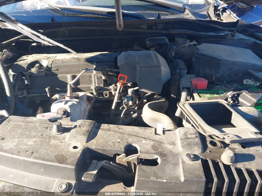 1HGCR2F88DA273801 2013 HONDA ACCORD photo no. 10