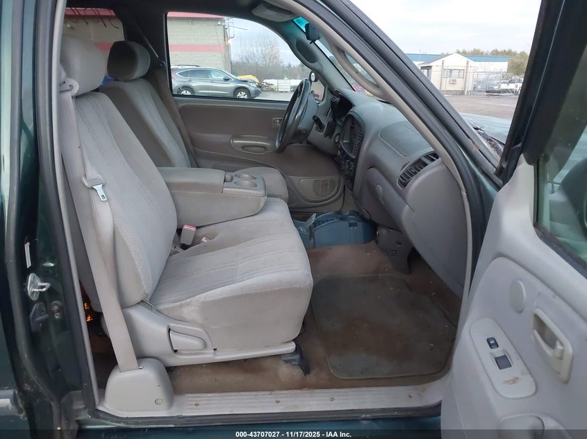 5TBBT4415YS062134 2000 TOYOTA TUNDRA photo no. 5
